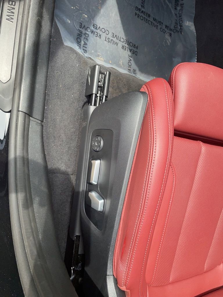 Used 2023 BMW X3 sDrive30i w/ Premium Package w/ZPA image 16