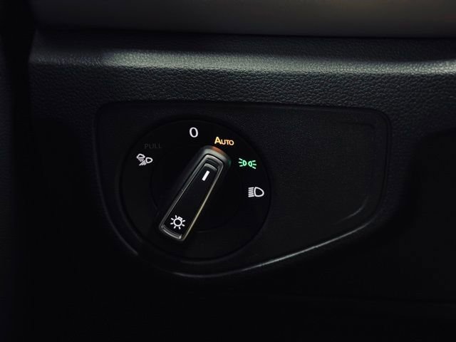 Used 2022 Volkswagen Atlas SE image 28