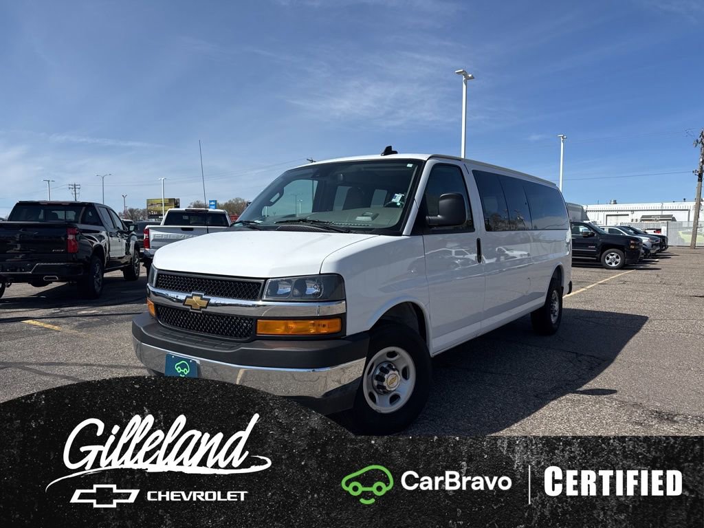 Certified 2025 Chevrolet Express 3500 LT w/ LT Preferred Equipment Group RWD image 1