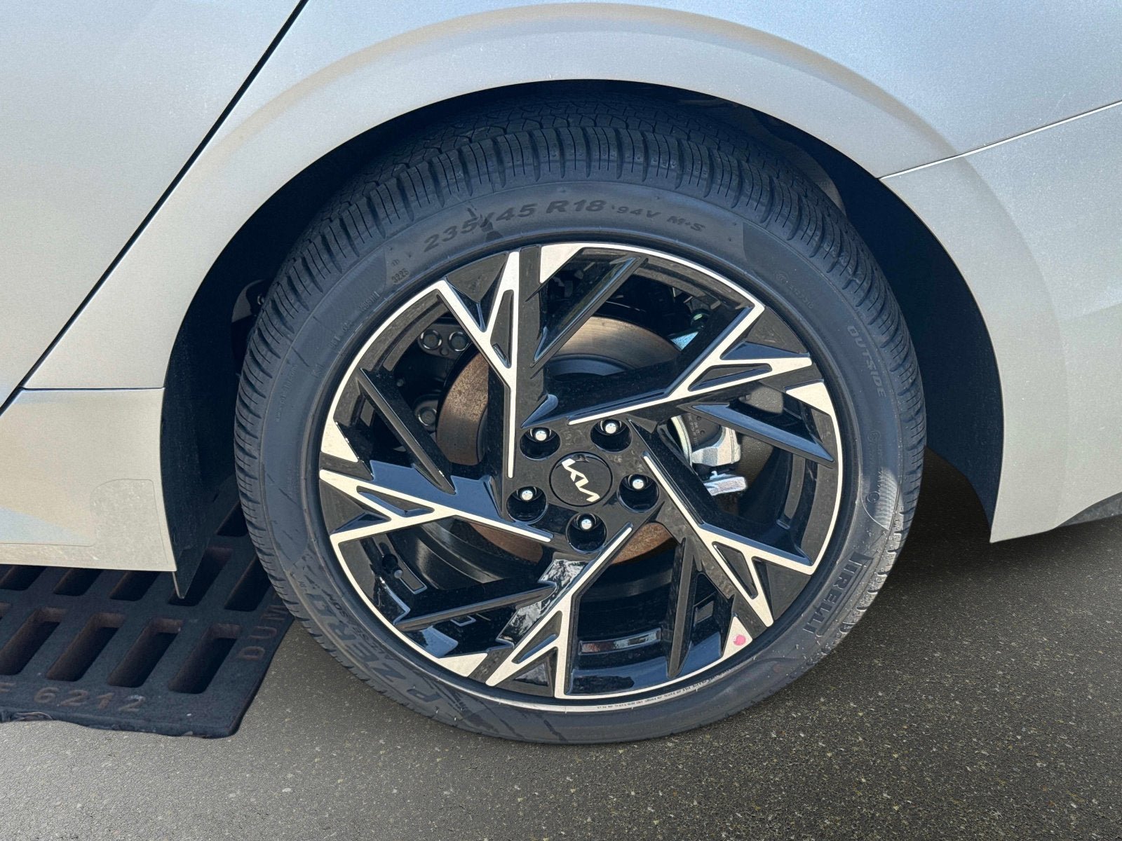 New 2026 Kia K5 GT-Line FWD image 9
