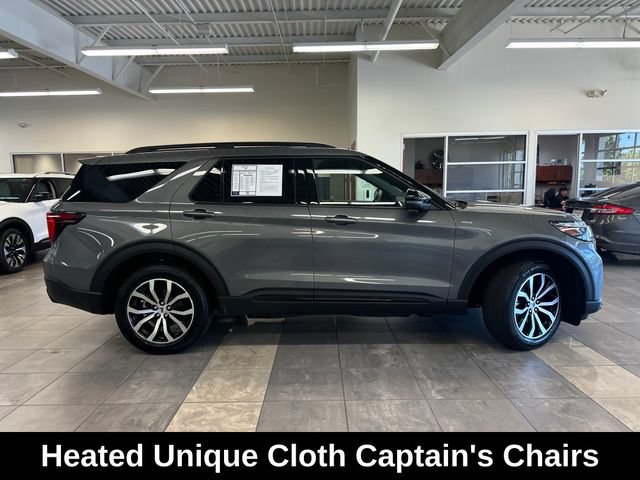 Used 2025 Ford Explorer ST-Line AWD/4WD image 12