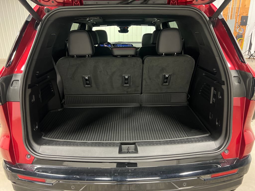 Certified 2024 Chevrolet Traverse RS w/ LPO, Floor Liner Package AWD/4WD image 12