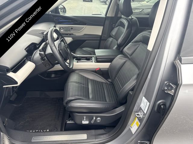 Used 2024 Lincoln Nautilus Reserve w/ Equipment Group 203A AWD/4WD image 14
