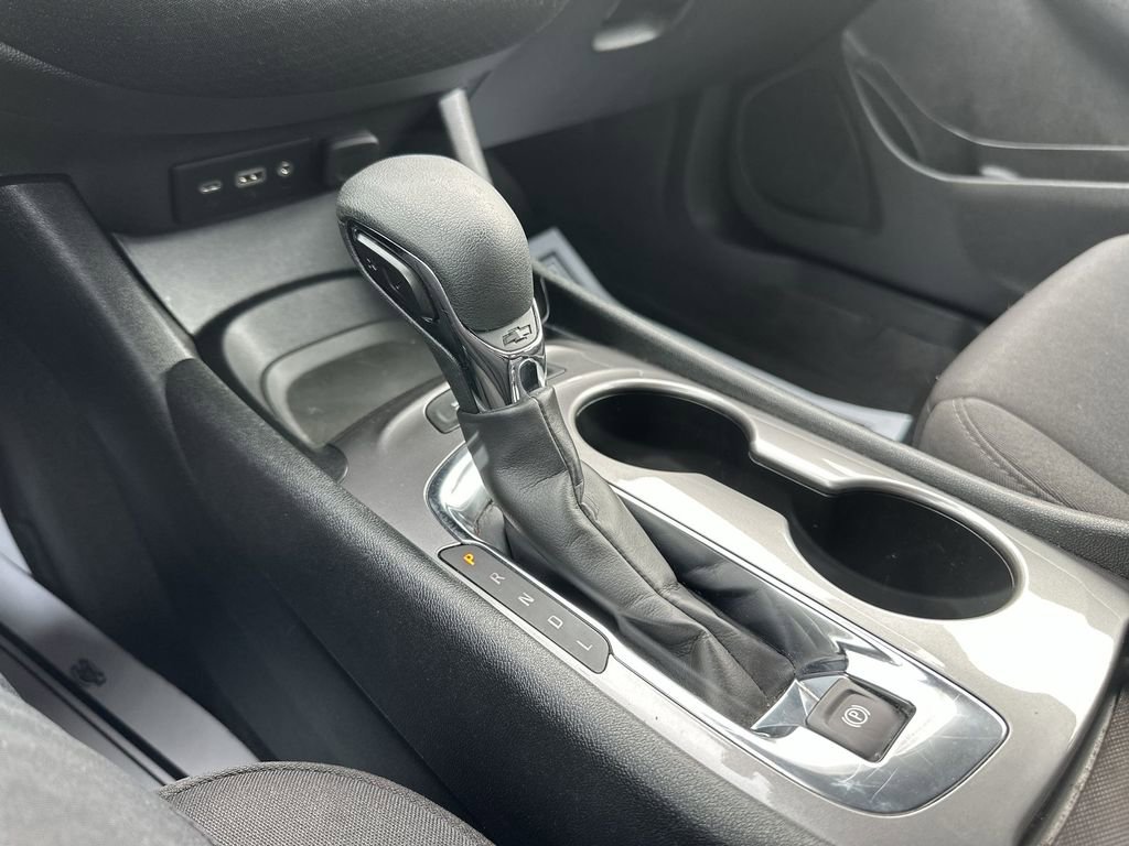 Used 2024 Chevrolet Malibu LS image 19