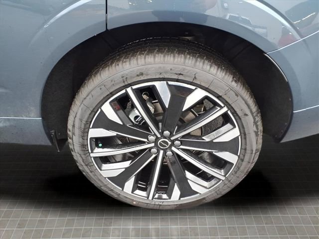 New 2026 Volvo XC60 B5 Ultra w/ Protection Package Premier image 9