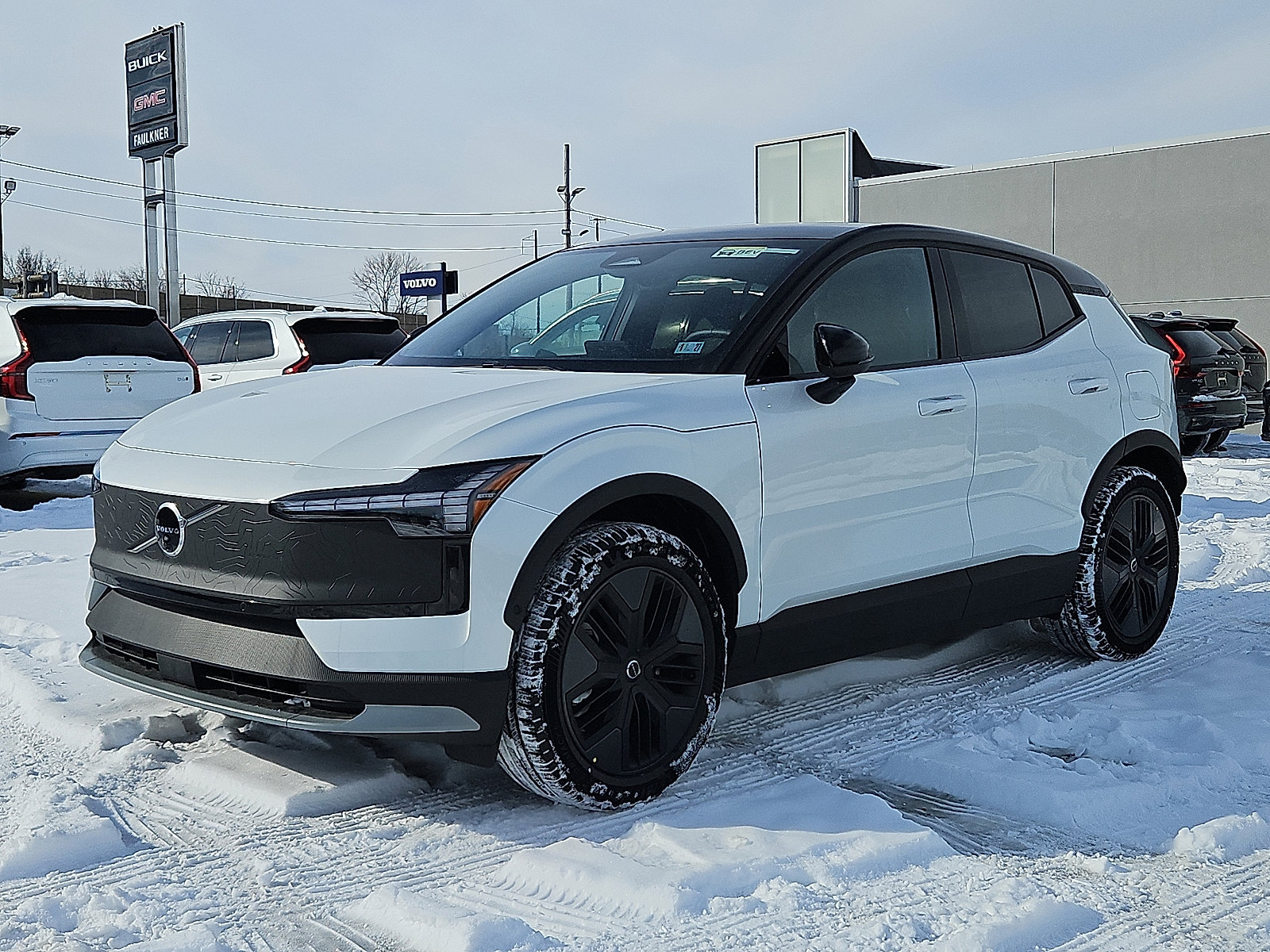 New 2026 Volvo EX30 Cross Country Ultra w/ Protection Package Premier AWD/4WD image 3