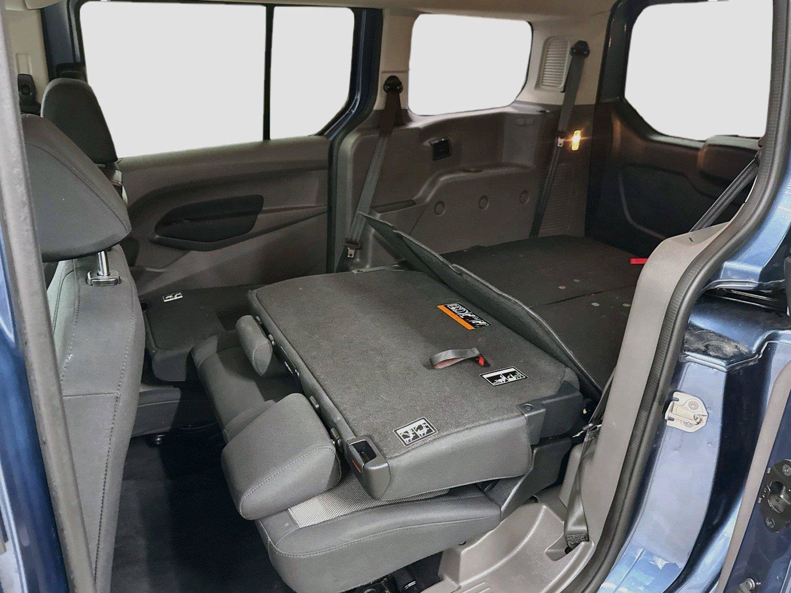 Used 2023 Ford Transit Connect XL FWD image 5