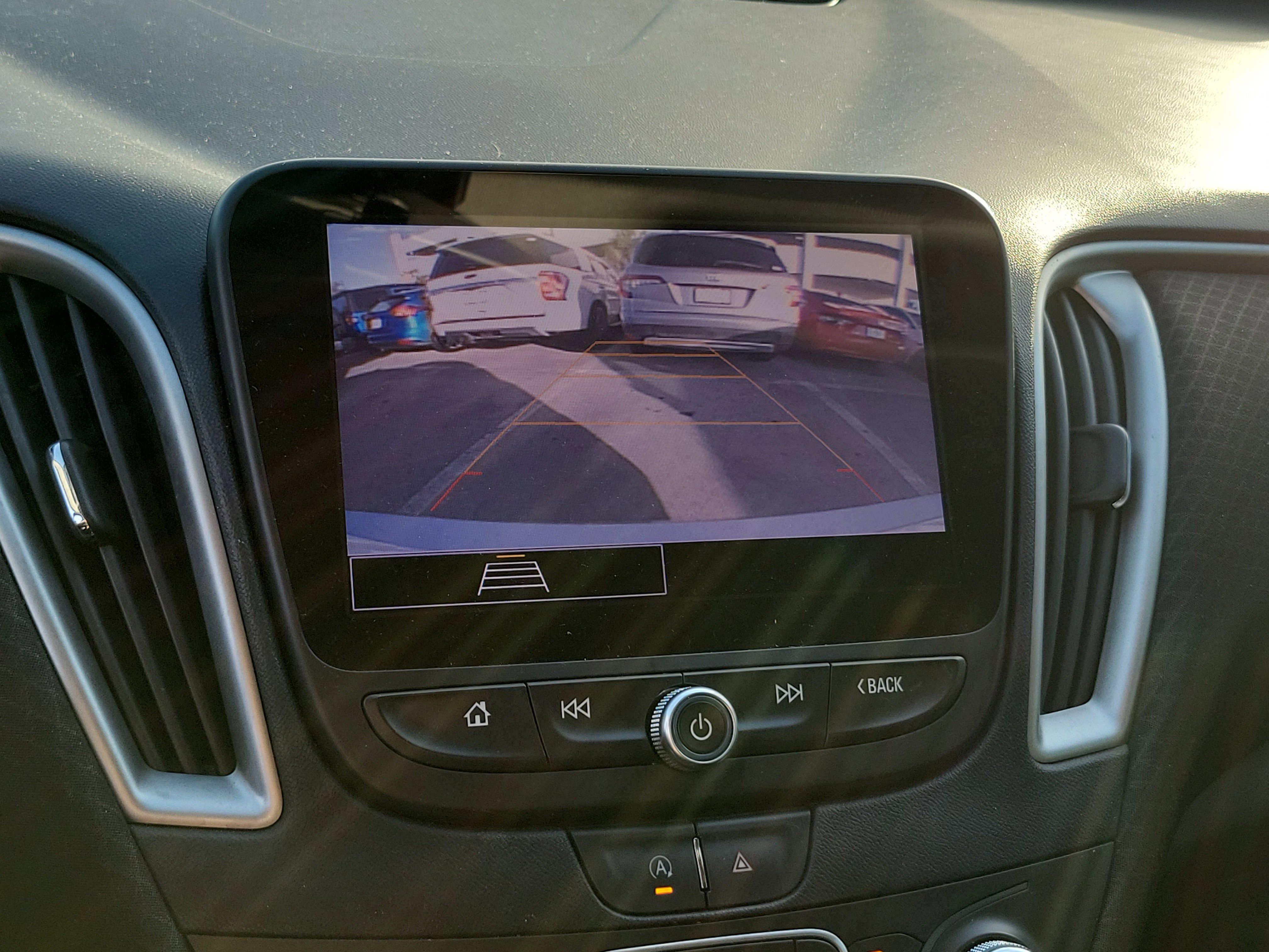 Used 2022 Chevrolet Malibu LS image 29