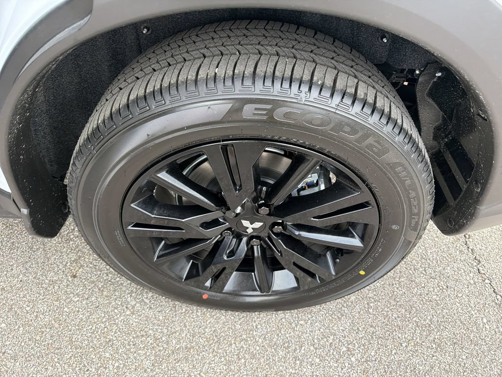 New 2026 Mitsubishi Eclipse Cross AWD image 12