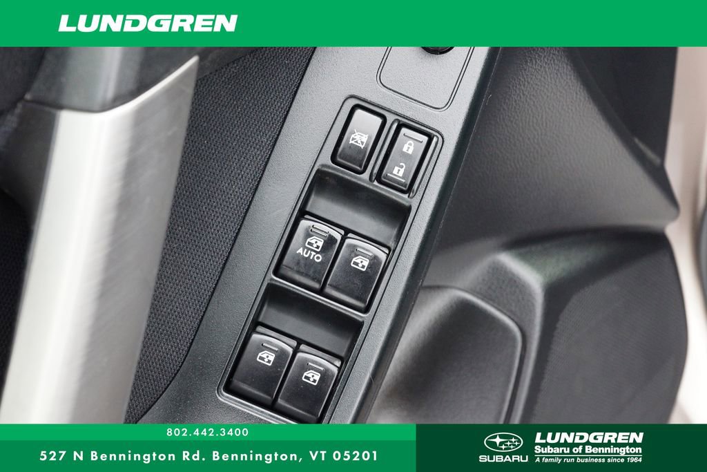 Used 2015 Subaru Forester 2.5i Premium w/ All-Weather Package image 10