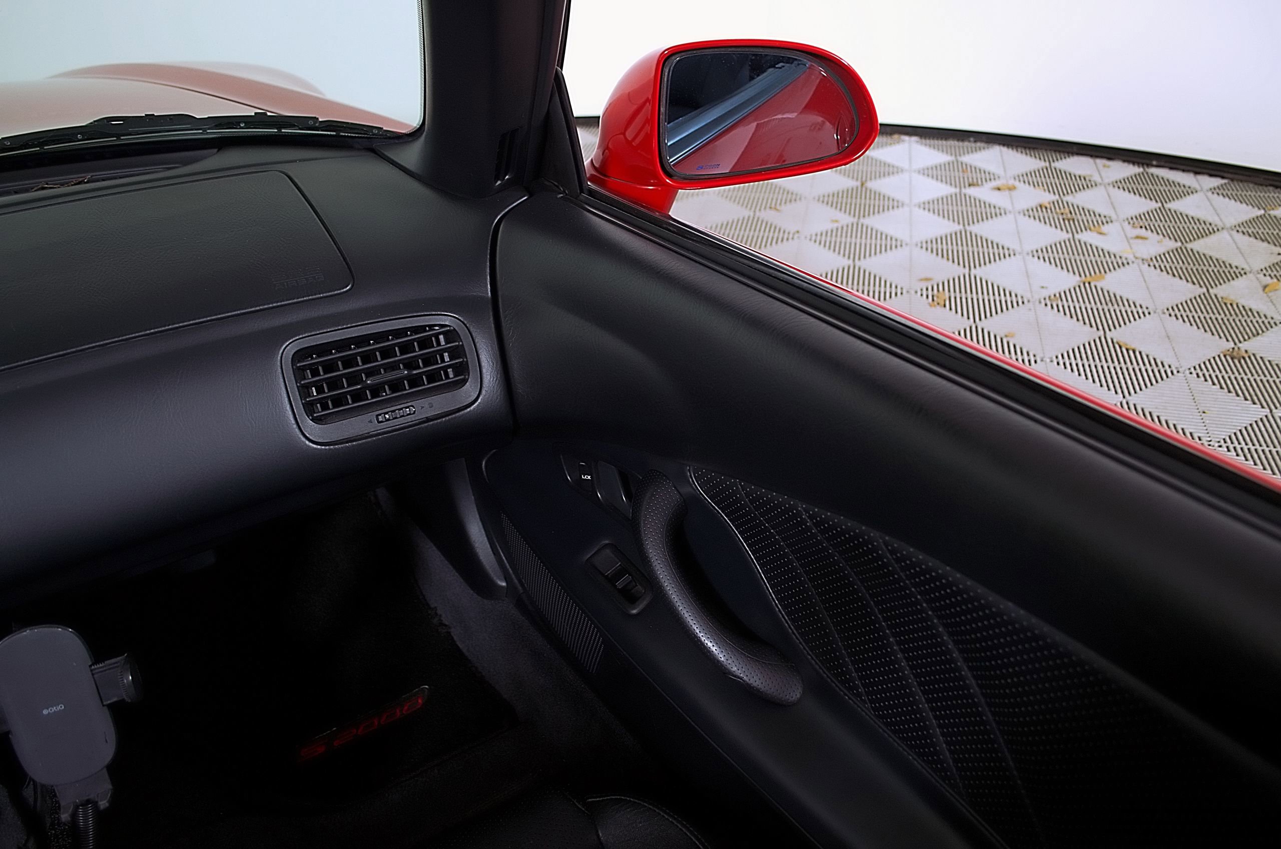 Used 2000 Honda S2000 image 21