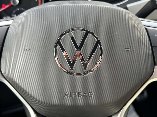 Certified 2021 Volkswagen Atlas Cross Sport SE image 24