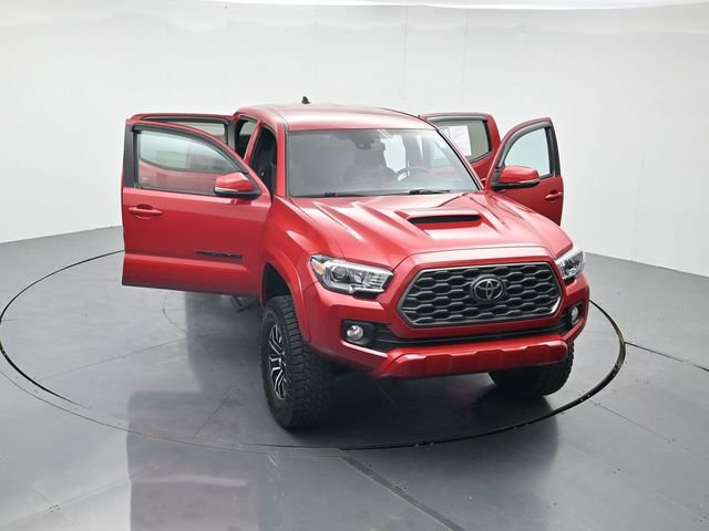 Used 2022 Toyota Tacoma TRD Sport w/ Technology Package image 48