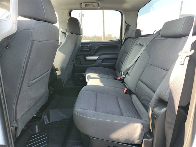 Used 2019 Chevrolet Silverado 2500 LT w/ Custom Sport Edition image 9