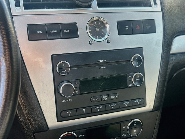 Used 2008 Mercury Milan Premier FWD image 12