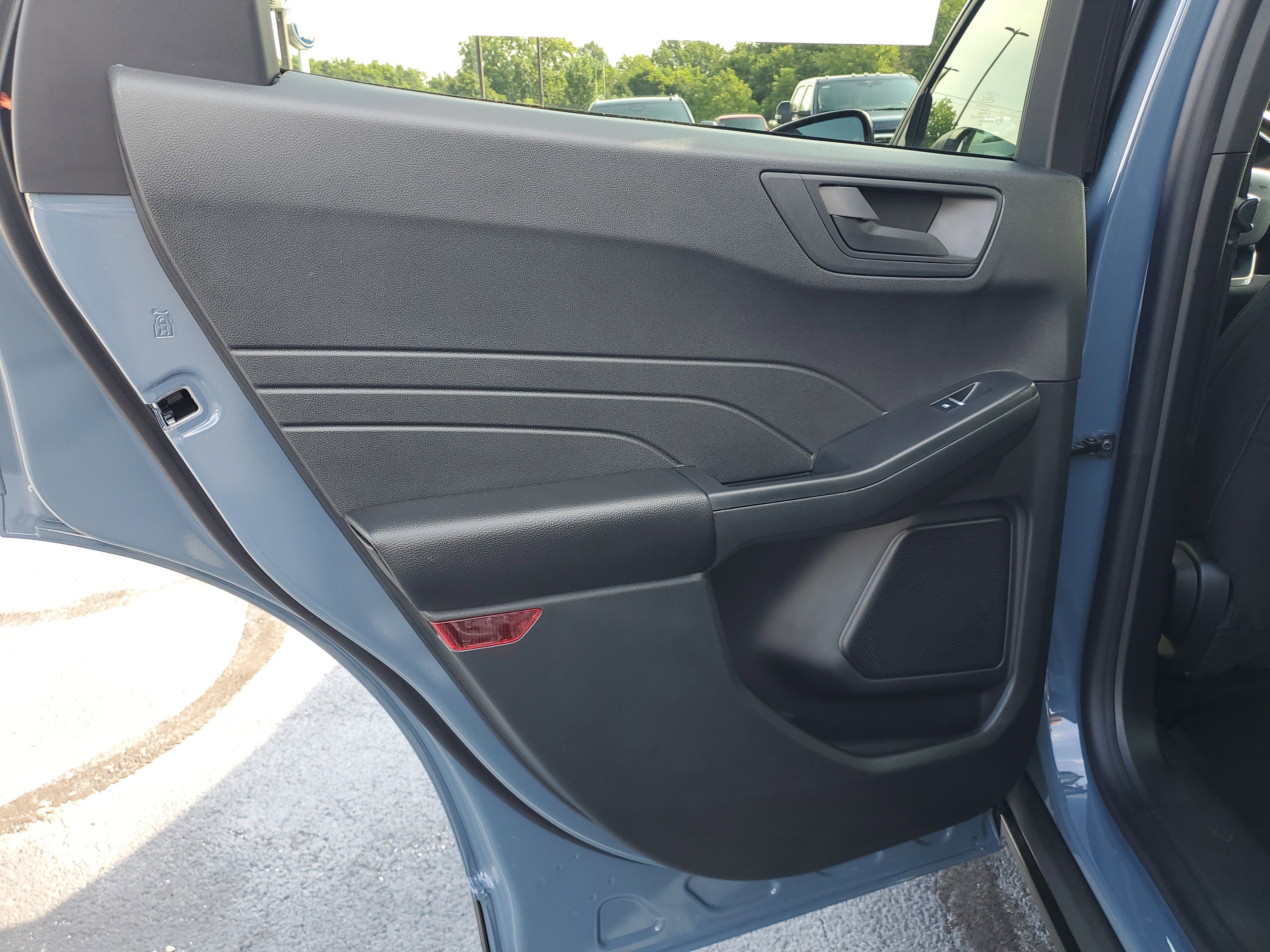 New 2025 Ford Escape Active image 9