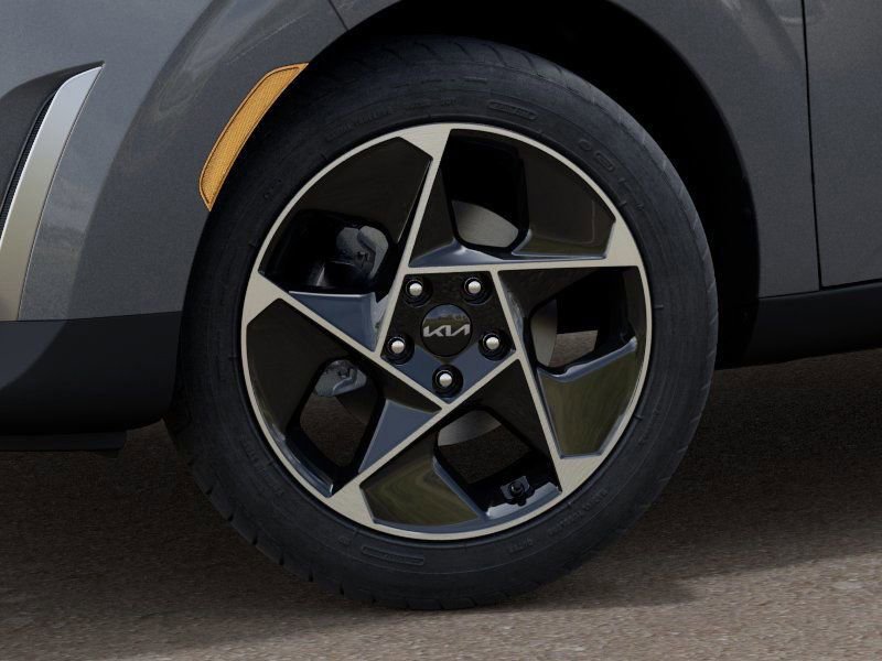 Certified 2025 Kia Soul EX image 9