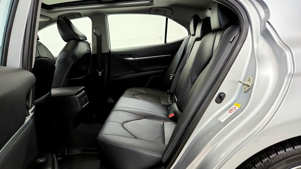Used 2019 Toyota Camry XSE w/ Navigation Package FWD image 21