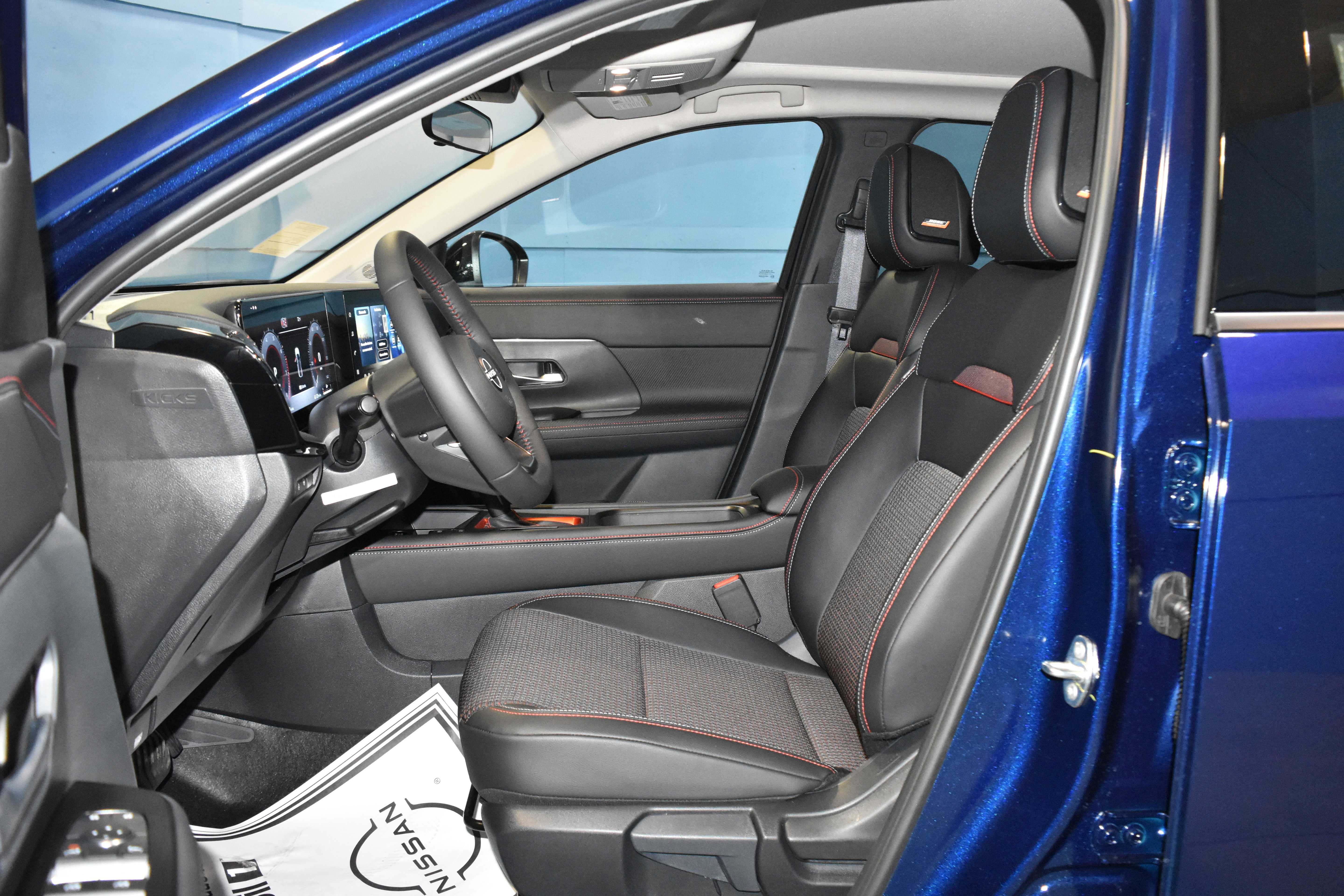 New 2026 Nissan Kicks SR w/ SR Premium Package image 5