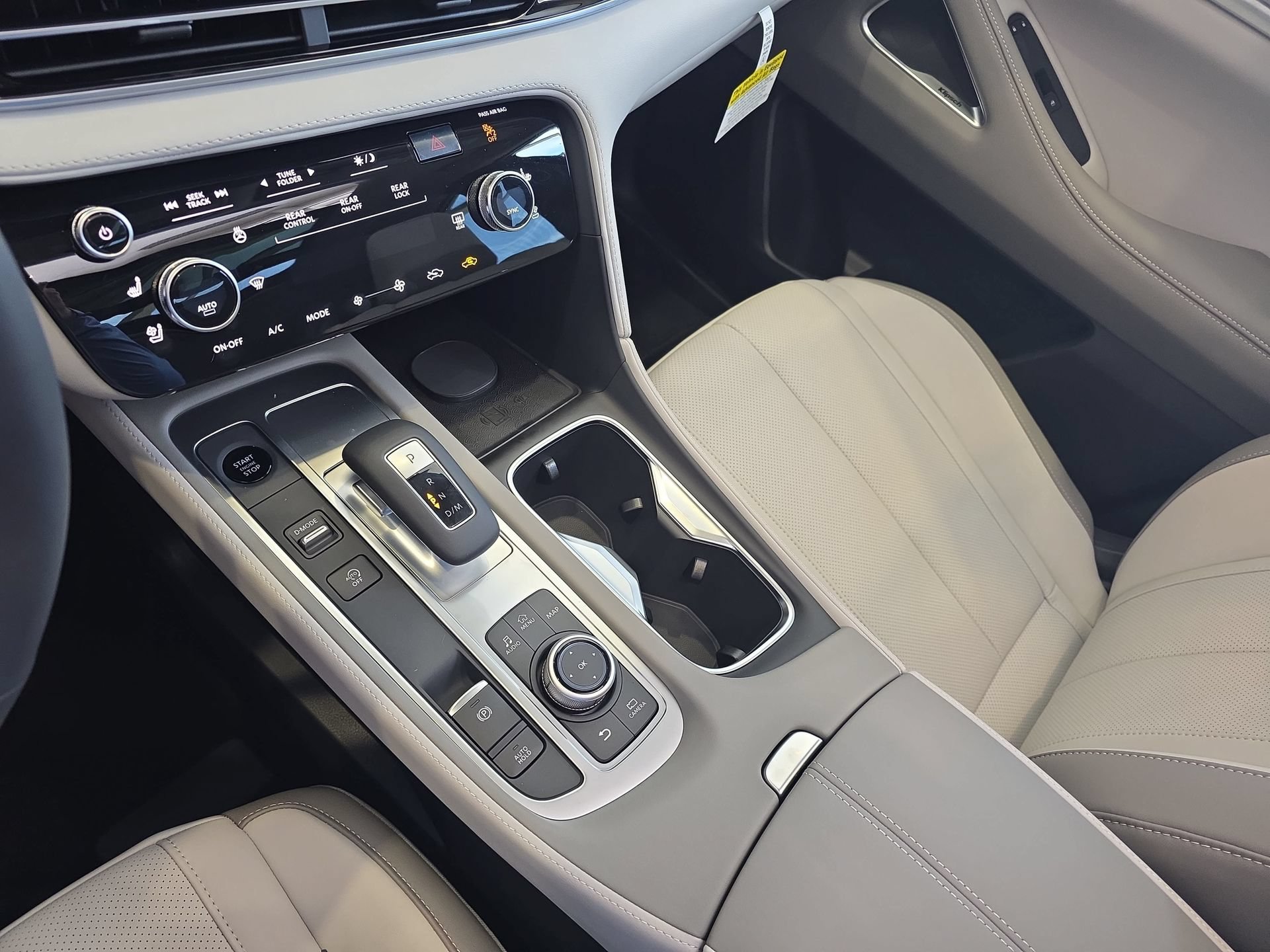 New 2027 INFINITI QX60 Luxe w/ Cargo Package FWD image 25