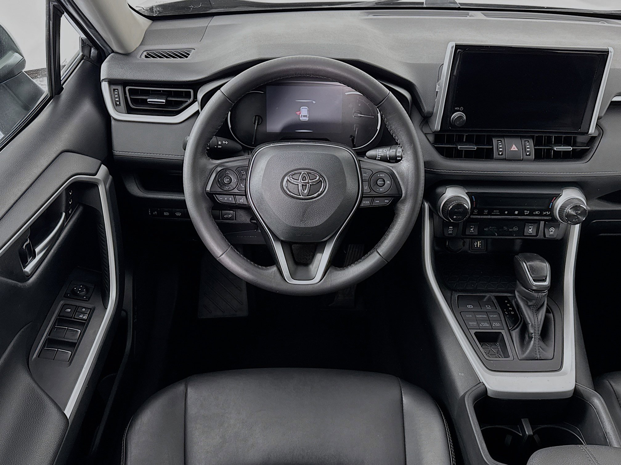 Used 2023 Toyota RAV4 XLE Premium AWD/4WD image 22
