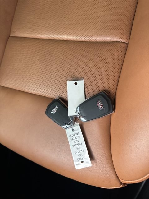 Used 2021 Cadillac XT4 Premium Luxury AWD/4WD image 31