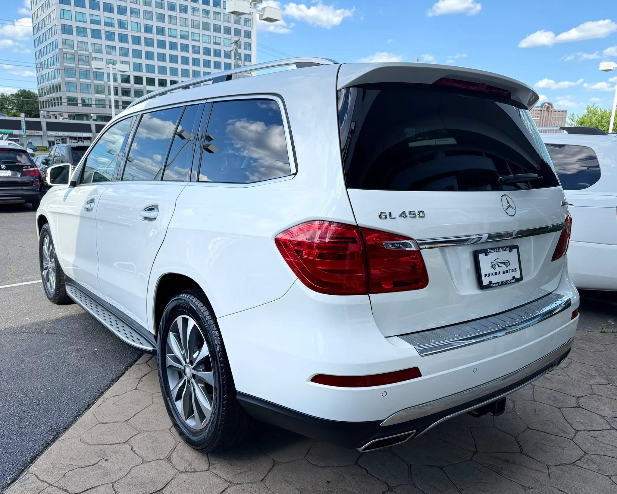 Used 2016 Mercedes-Benz GL 450 4MATIC image 5