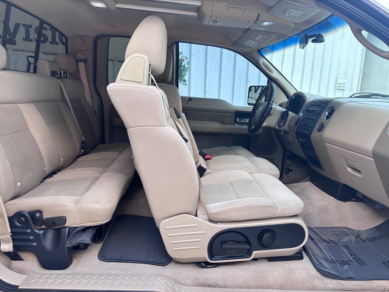 Used 2004 Ford F150 XLT RWD image 12