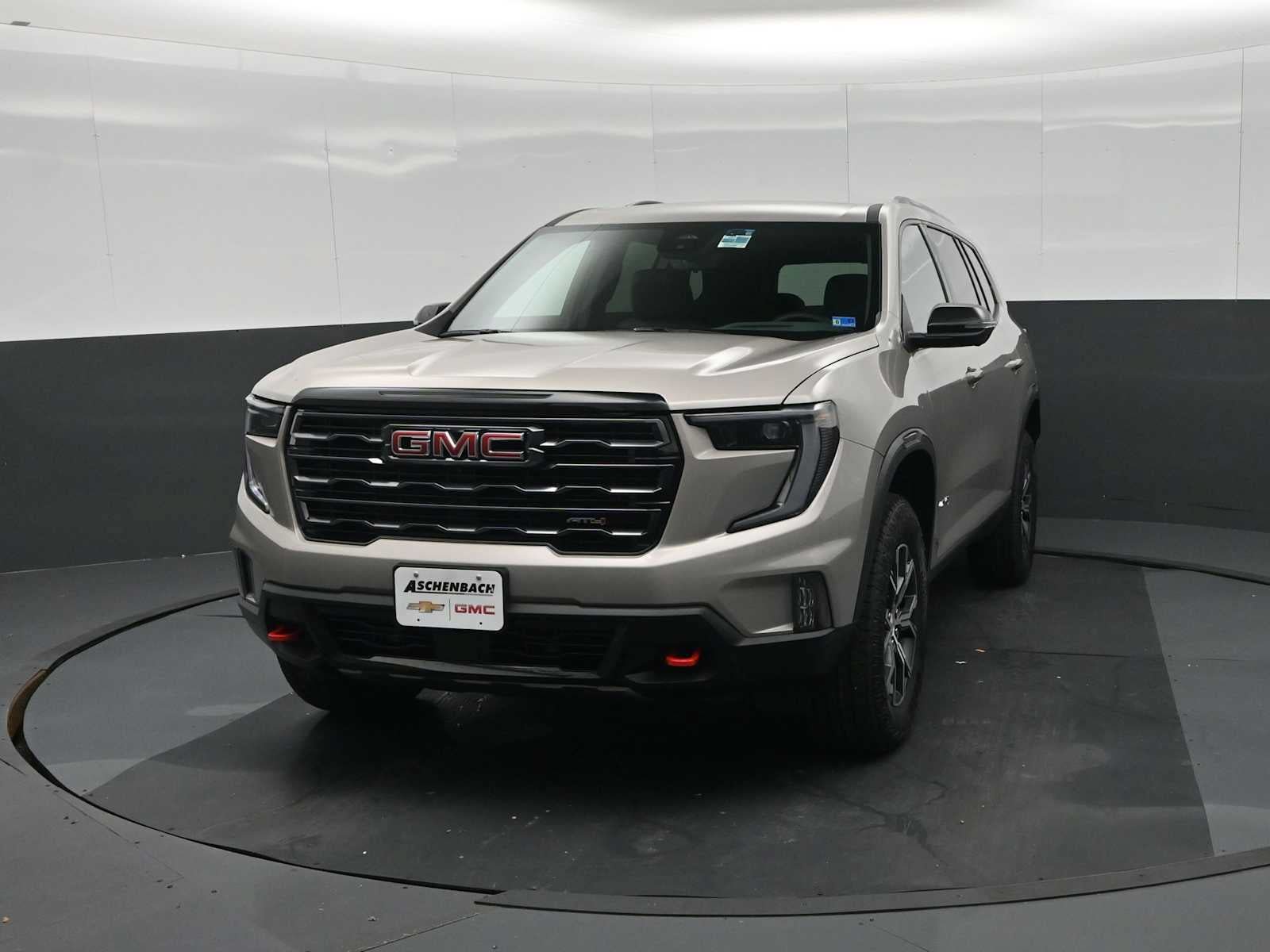 New 2026 GMC Acadia AT4 w/ Luxury Package AWD/4WD image 5