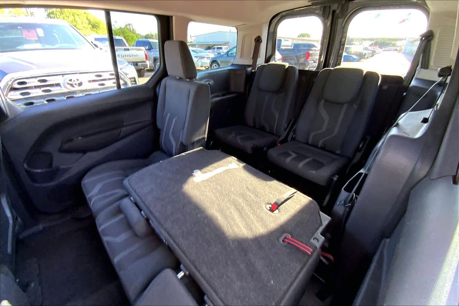 Used 2016 Ford Transit Connect XLT FWD image 20