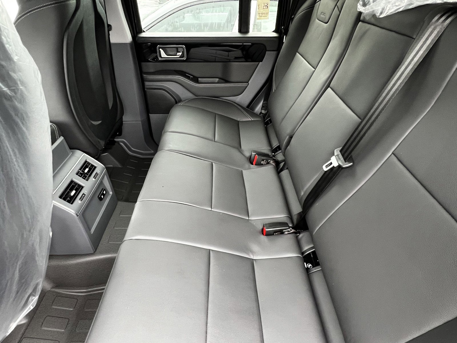 Used 2025 INEOS Grenadier image 20