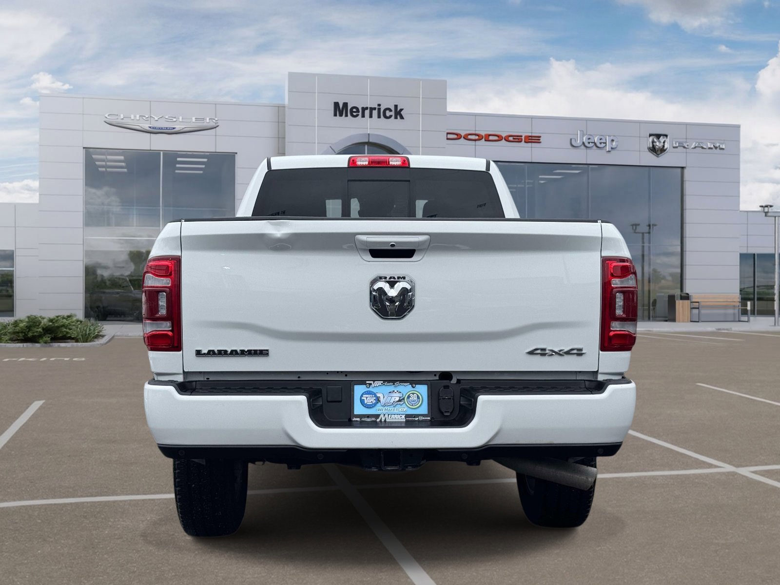 Used 2024 RAM 2500 Laramie w/ Safety Group AWD/4WD image 7