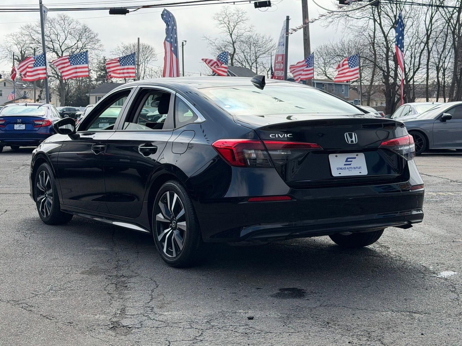 Used 2022 Honda Civic EX image 8