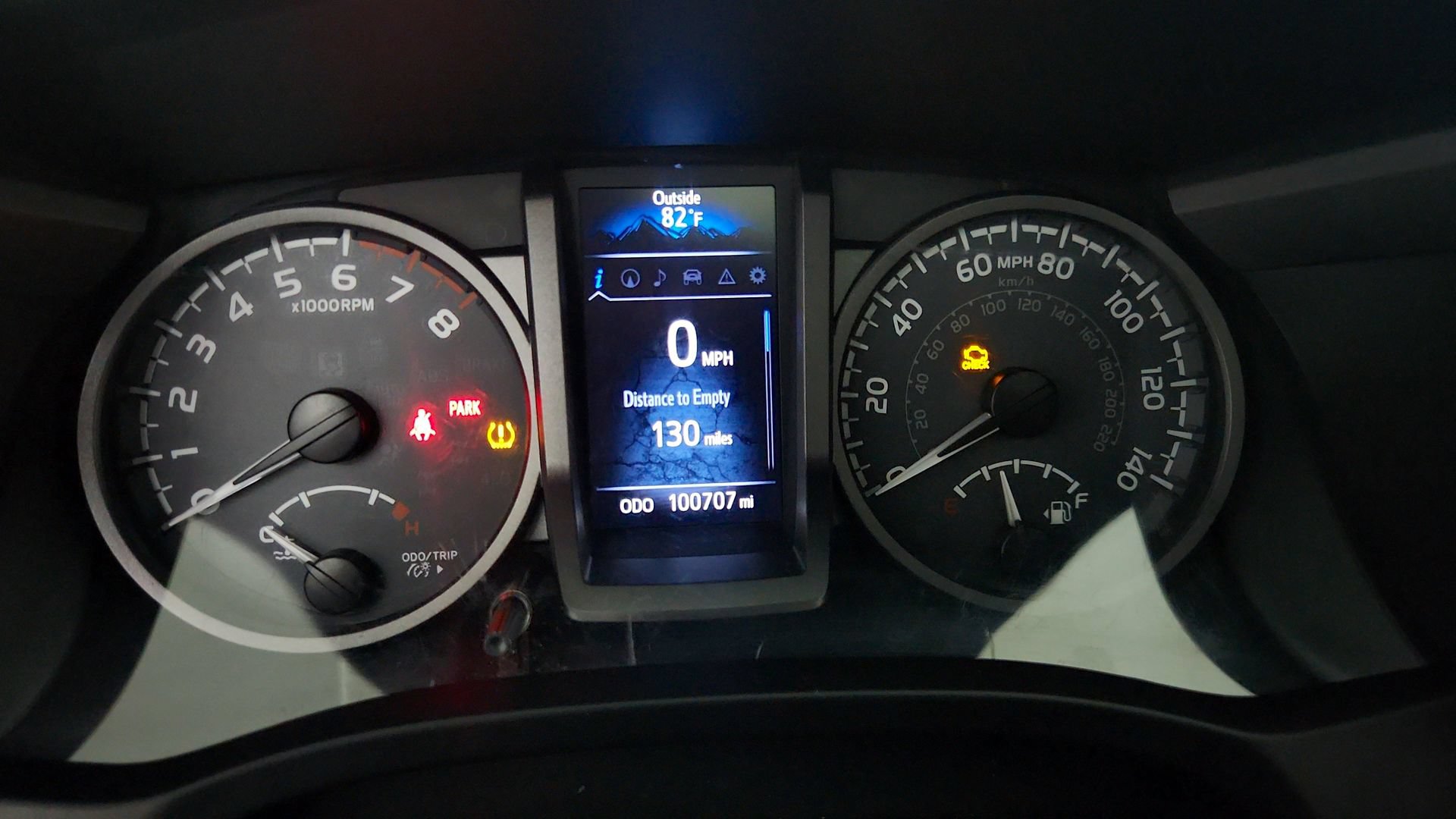 Used 2017 Toyota Tacoma TRD Sport AWD/4WD image 20