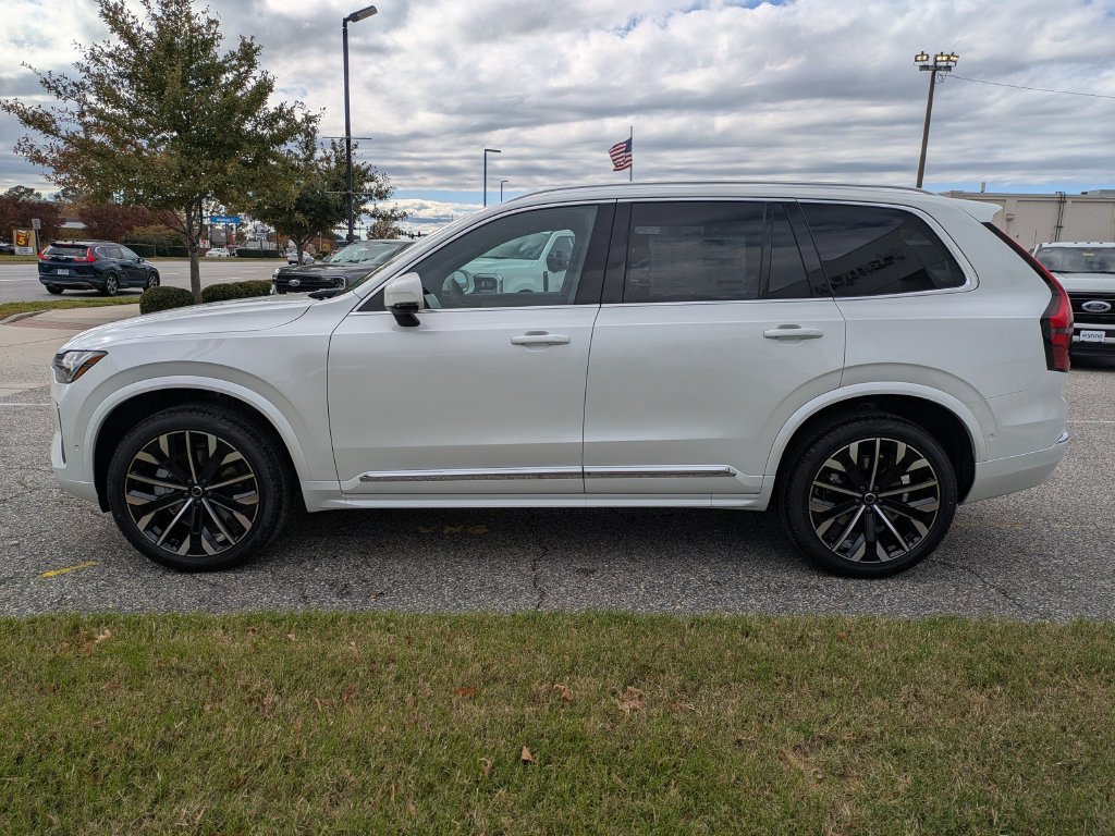 New 2026 Volvo XC90 B6 Plus w/ Protection Package Premier AWD/4WD image 7