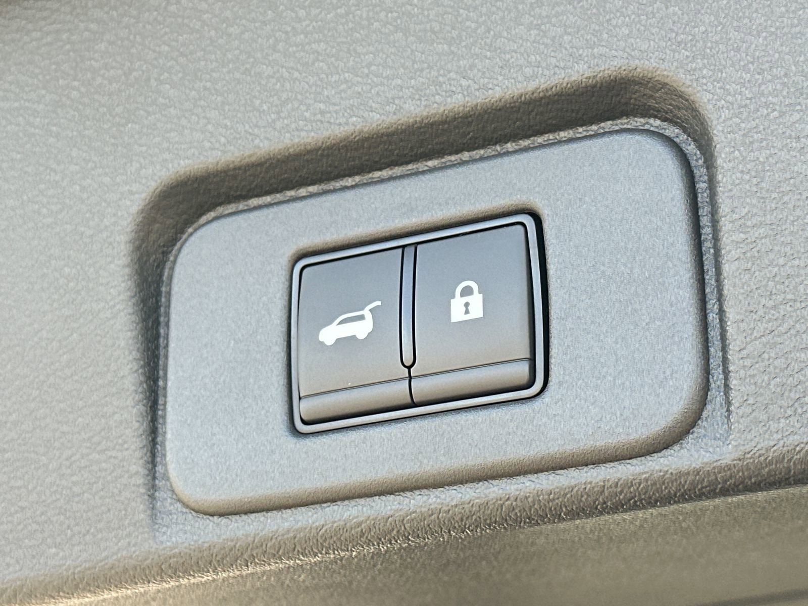 New 2026 Nissan Rogue Platinum w/ Platinum Premium Package image 17