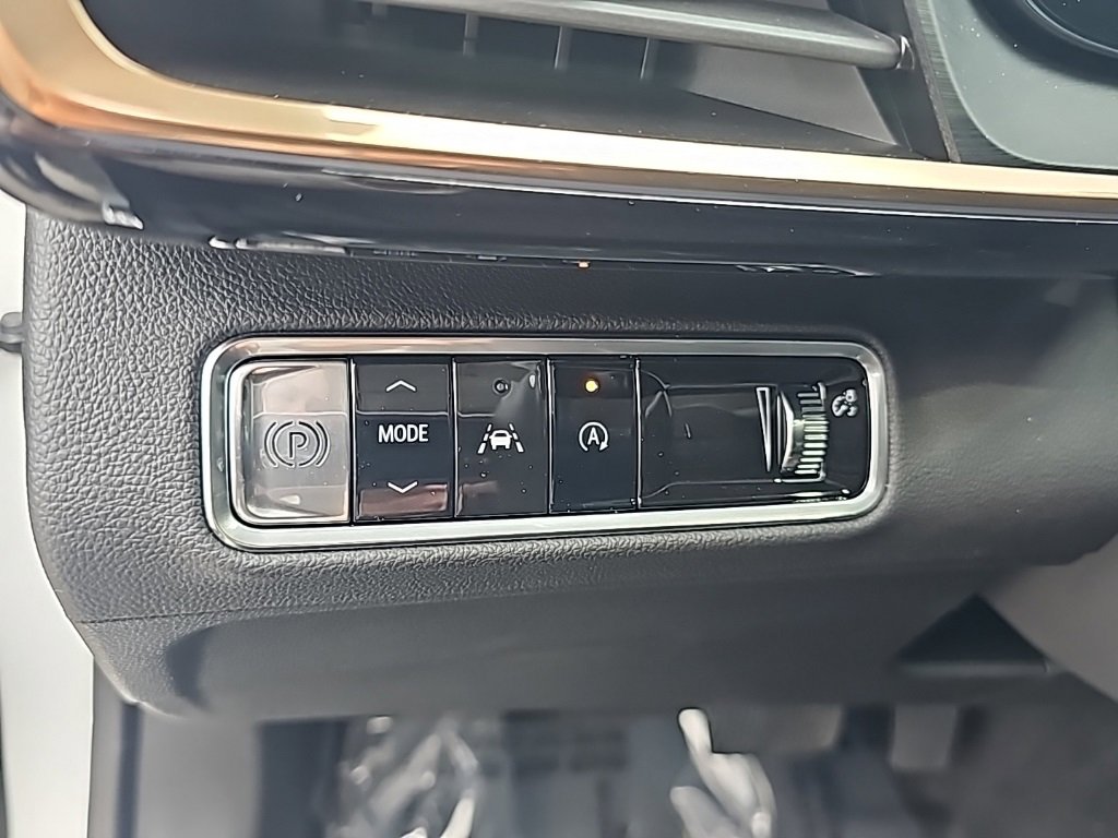 New 2025 Buick Envision Avenir image 17