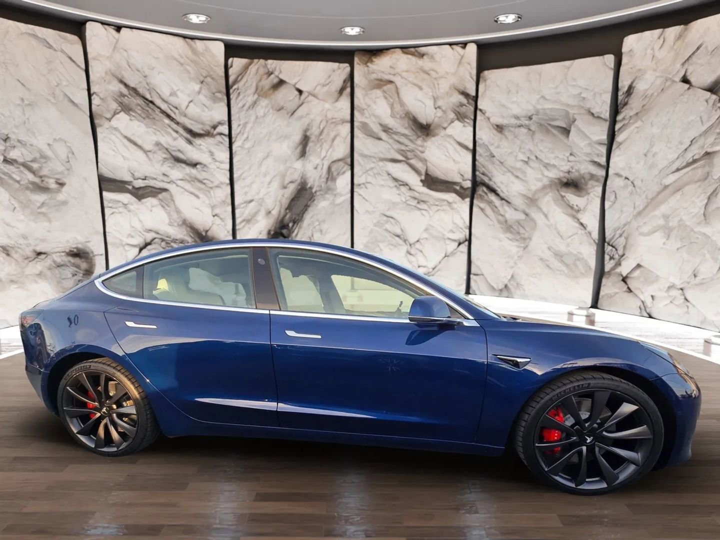 Used 2020 Tesla Model 3 Performance image 4