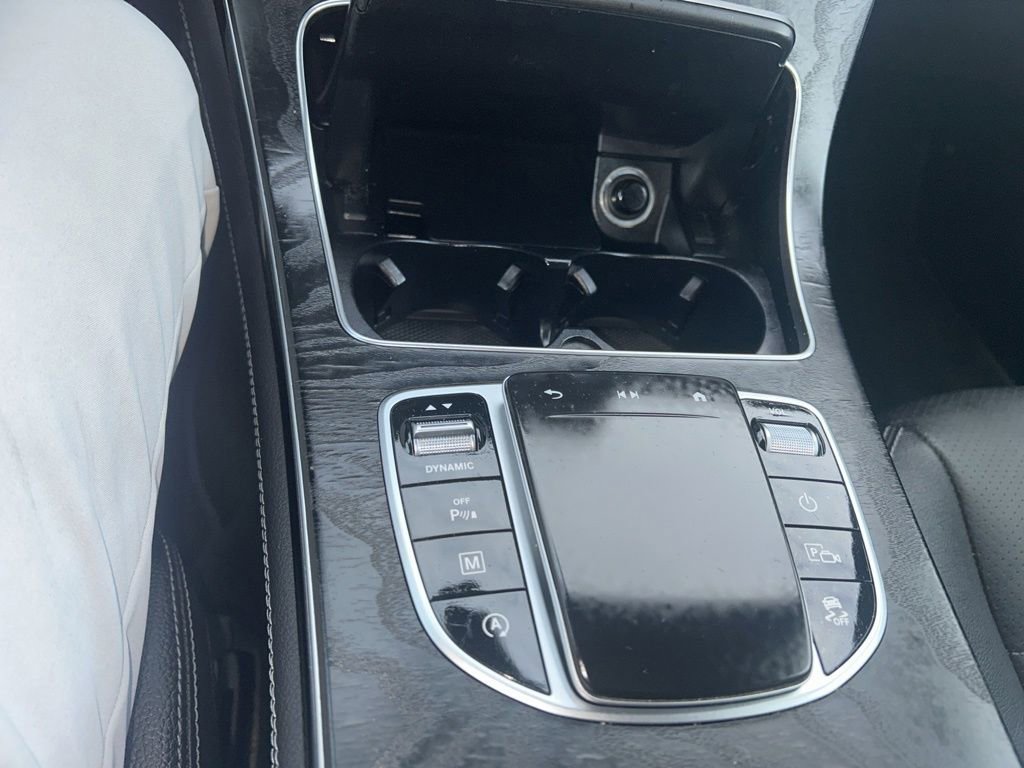 Used 2021 Mercedes-Benz GLC 300 image 16