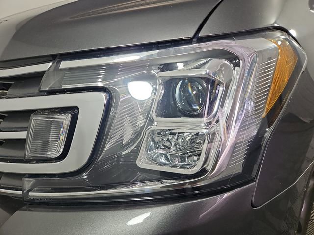 Used 2021 Ford Expedition XLT image 8