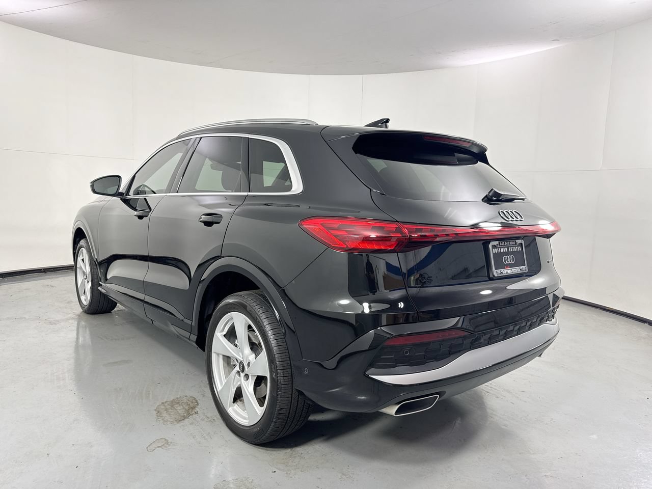 Used 2025 Audi Q5 Premium Plus w/ Premium Plus AWD/4WD image 5