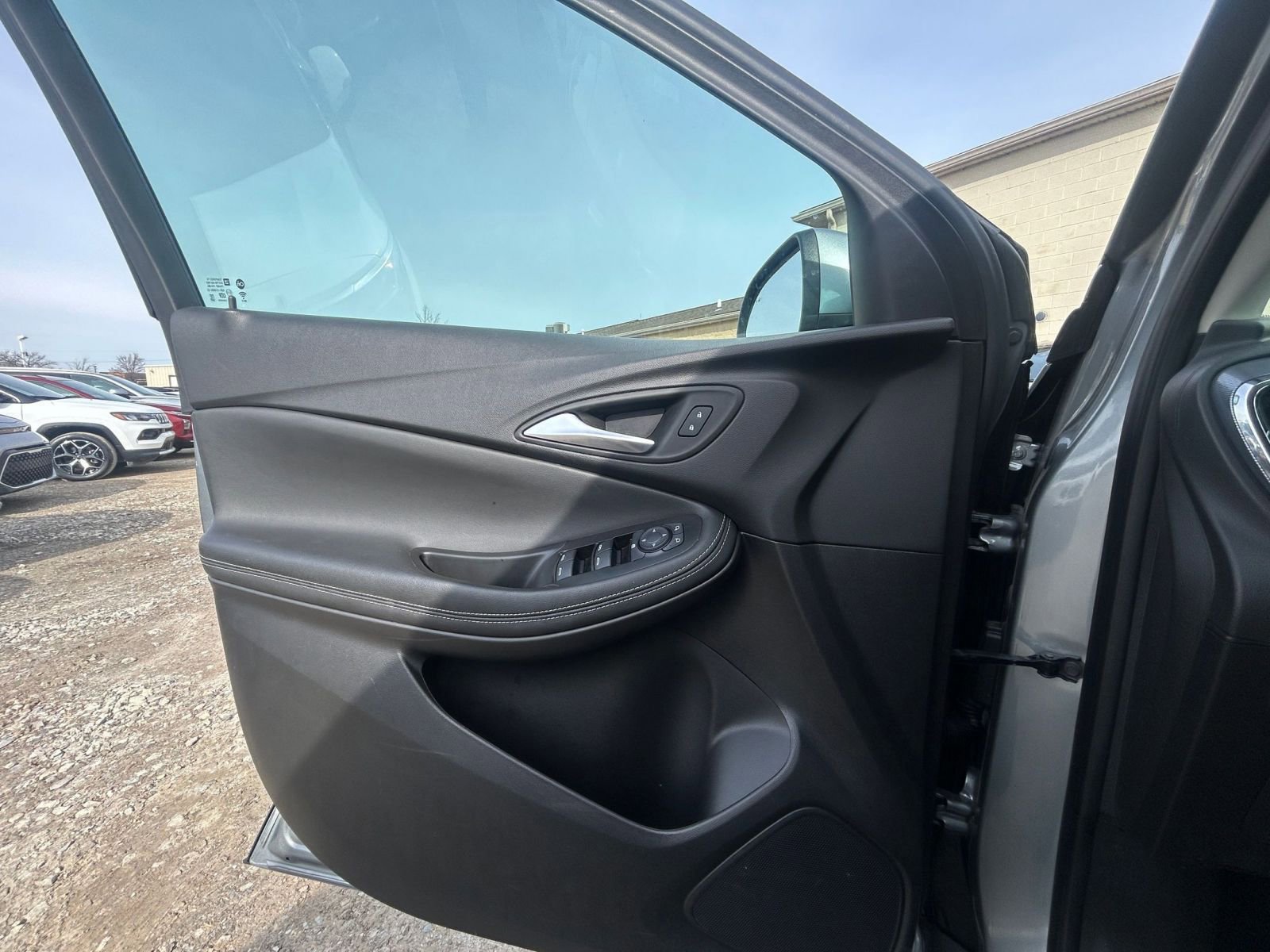 Used 2025 Buick Encore GX Preferred FWD image 18