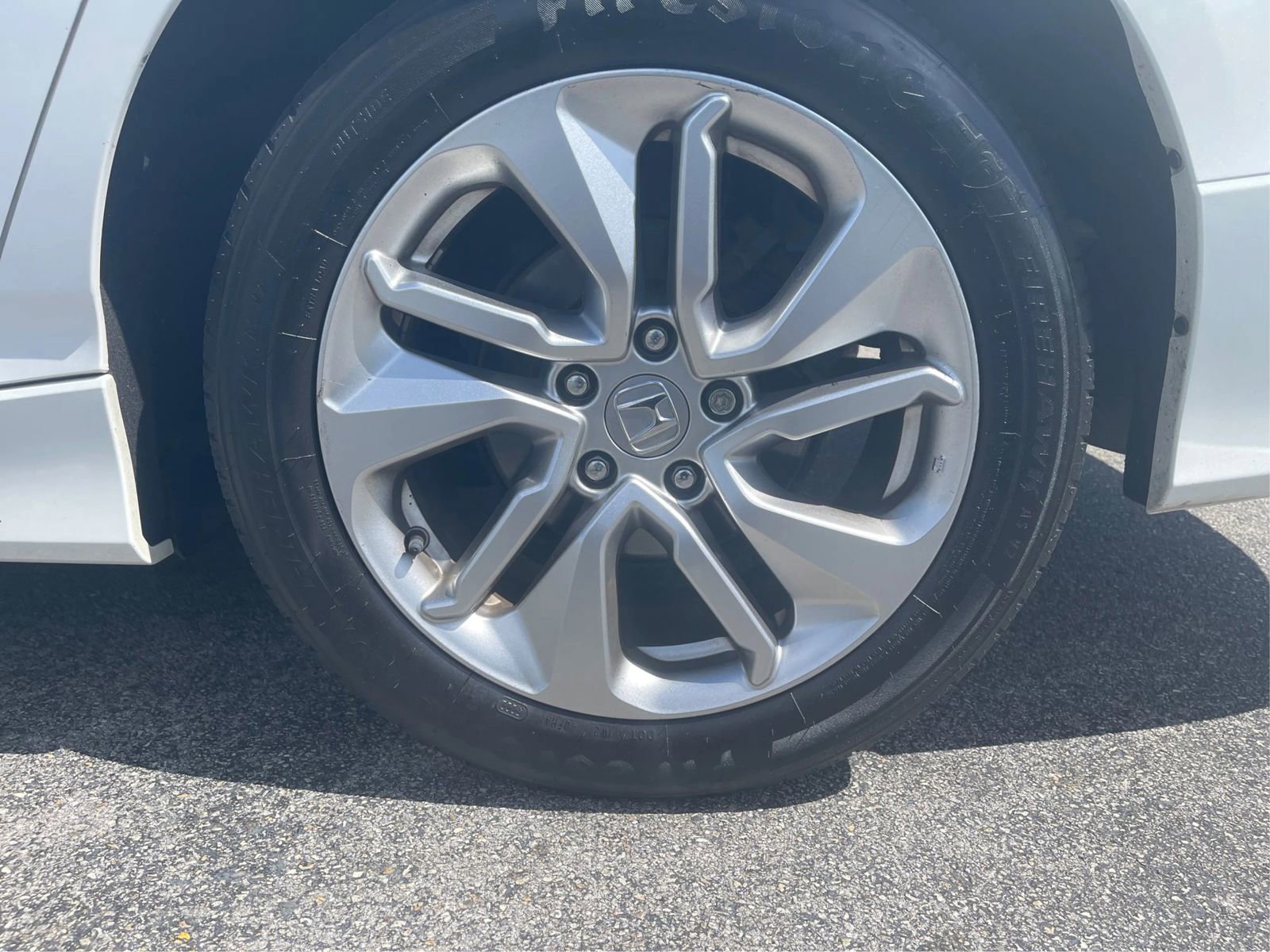 Used 2018 Honda Accord LX image 17
