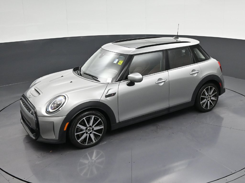 Used 2024 MINI Cooper S w/ Signature Upholstery Package FWD image 22