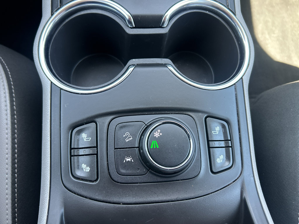 Certified 2024 GMC Terrain SLT image 21