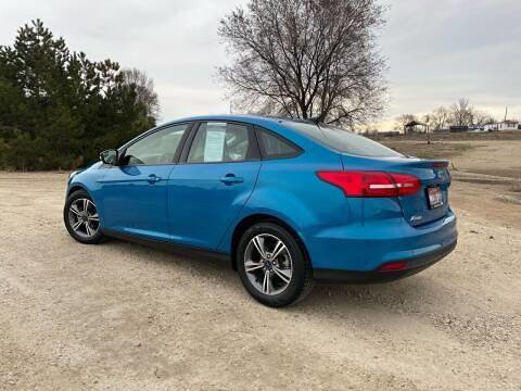 Used 2017 Ford Focus SE FWD image 6