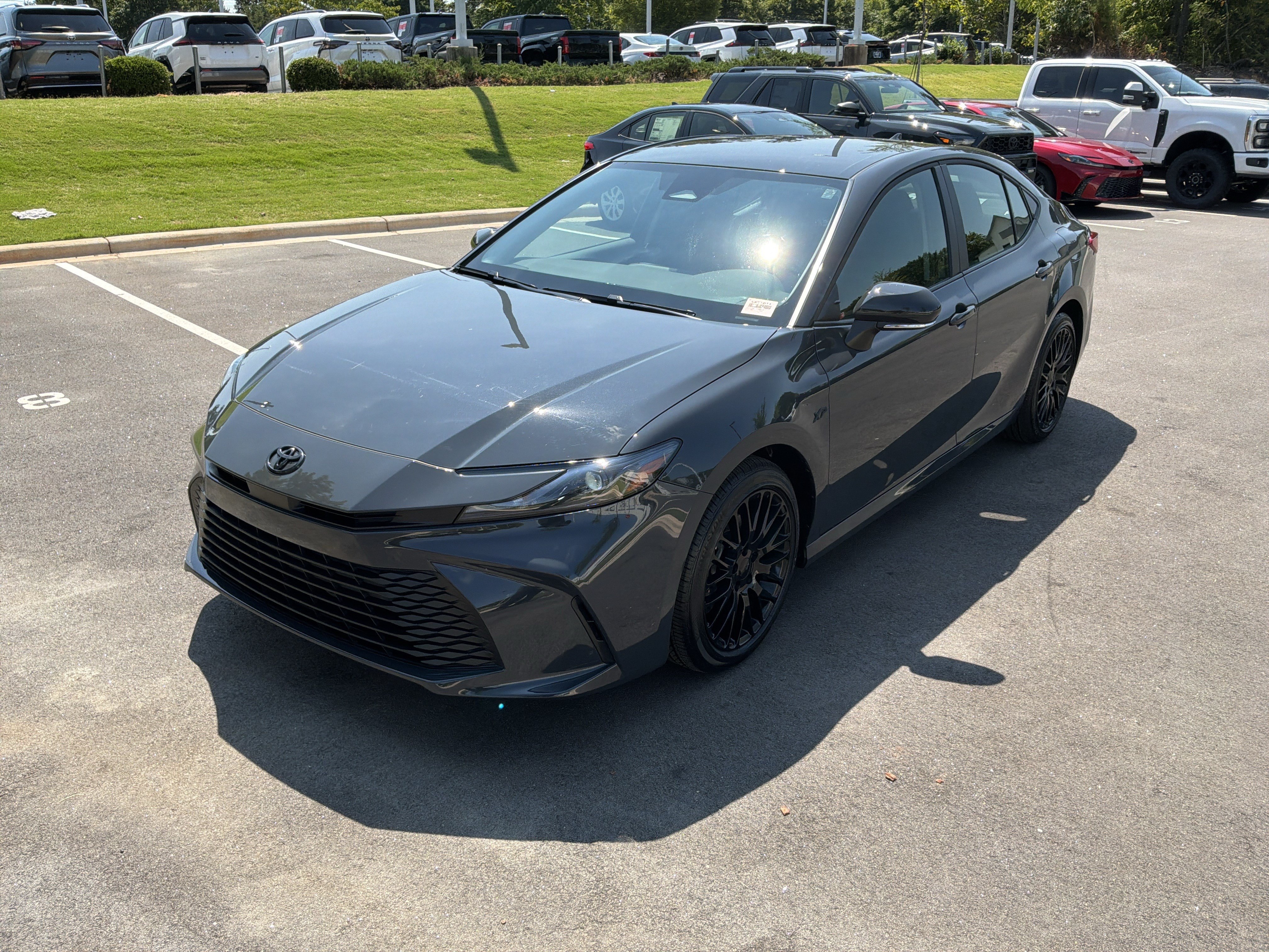 Used 2026 Toyota Camry LE FWD image 5