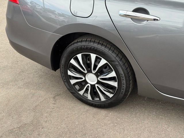 Used 2016 Nissan Sentra SV FWD image 26