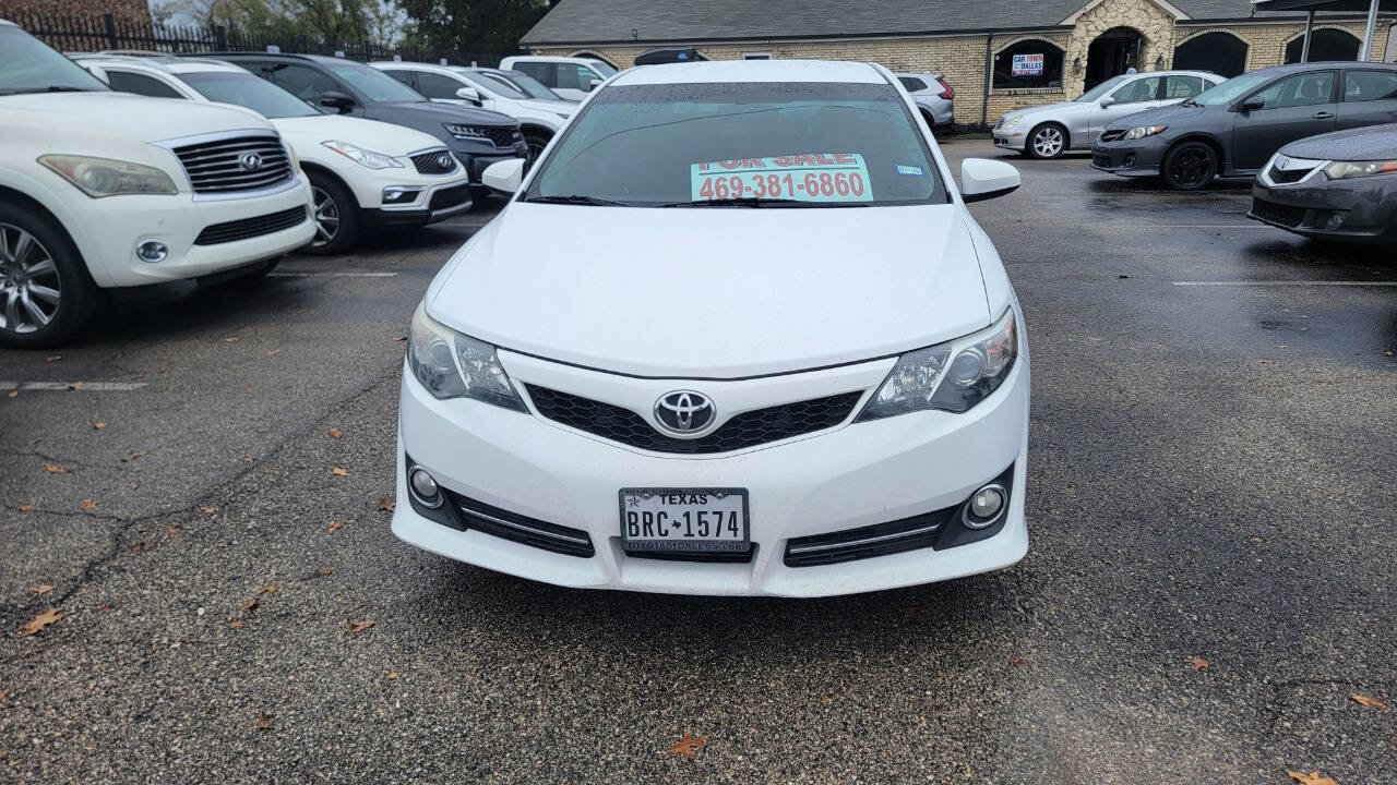 Used 2013 Toyota Camry SE image 4