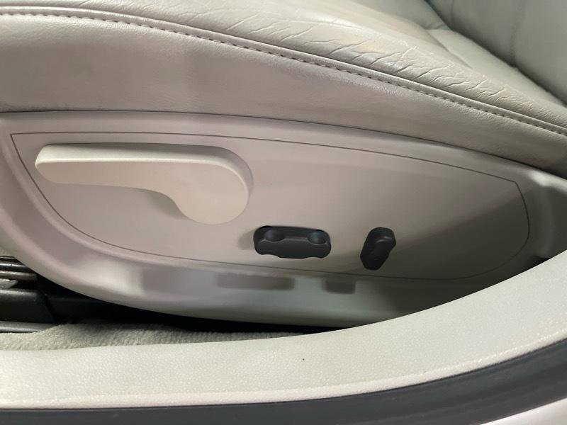 Used 2009 Chevrolet Impala SS w/ Convenience Package FWD image 28